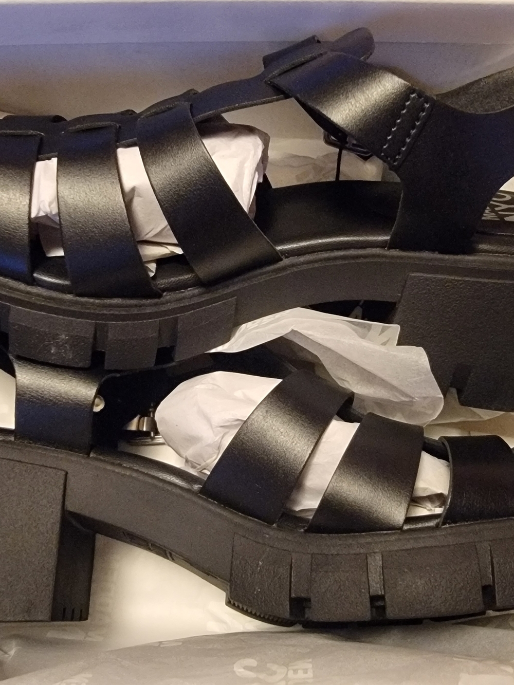 Chunky Black Womens Fisherman Sandal - Stacked Lug Sole